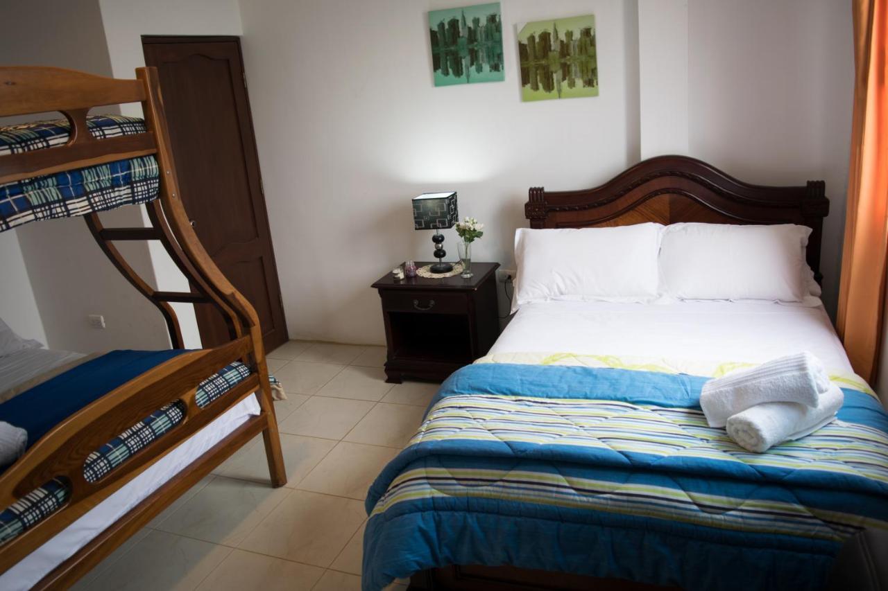 Hotel Valeritos Playas Buitenkant foto
